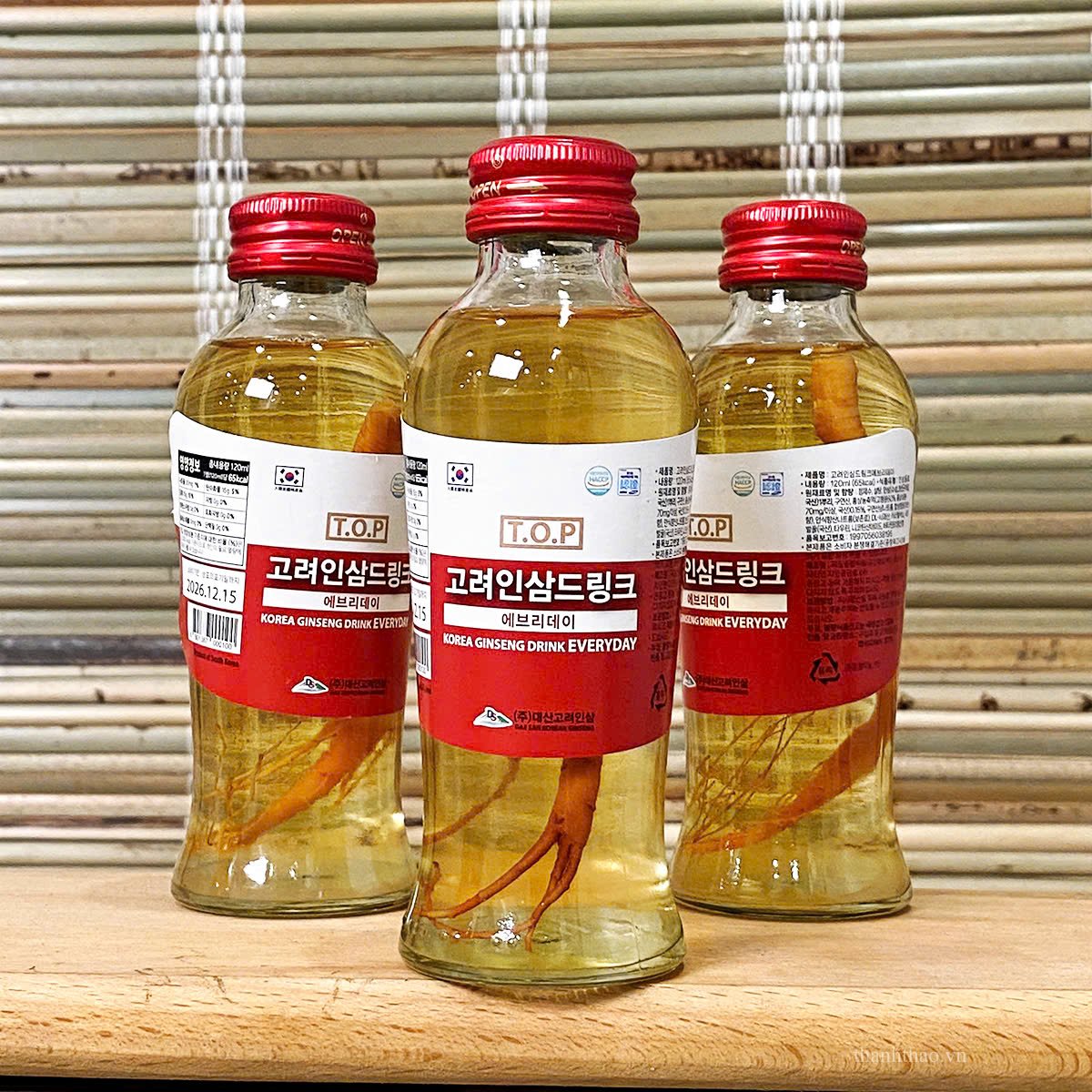 Nước Hồng Sâm T.O.P Daesan có củ Hàn Quốc 10 chai x 120ml 8